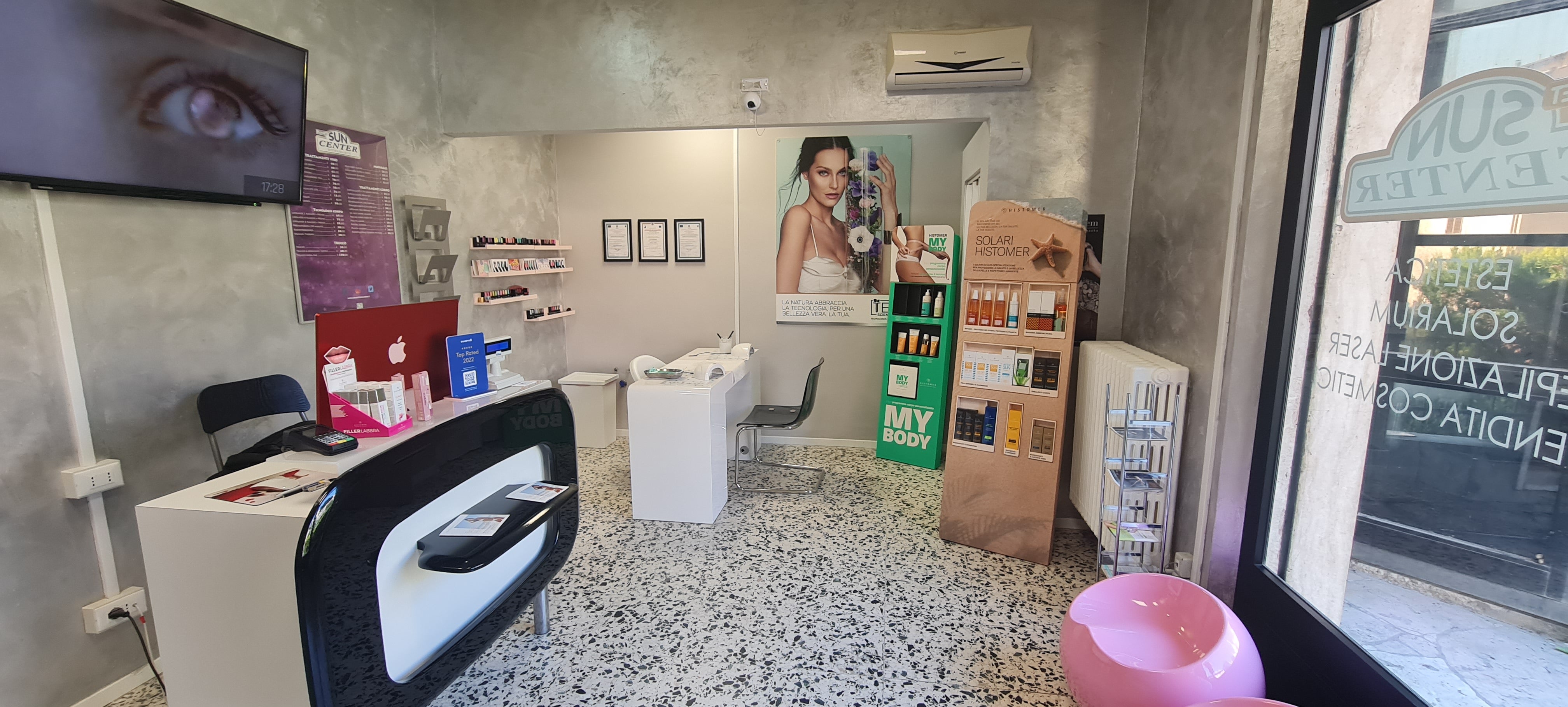 Ingresso centro postazione mani